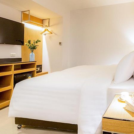 Fx Hotel Nana กรุงเทพมหานคร ภายนอก รูปภาพ